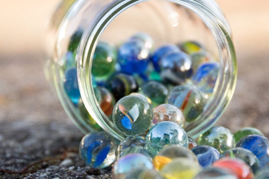 A Thousand Marbles - A Story about Priorities and the Preciousness of Time.