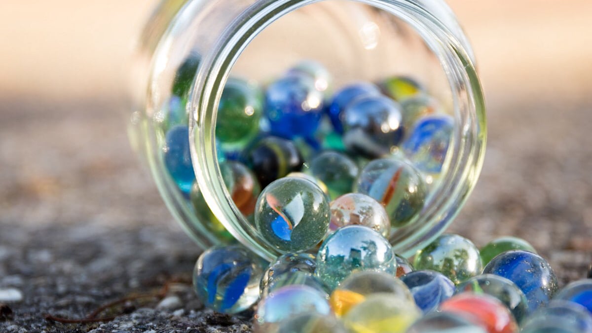 A Thousand Marbles – A Short Story about Priorities and the Preciousness of Time